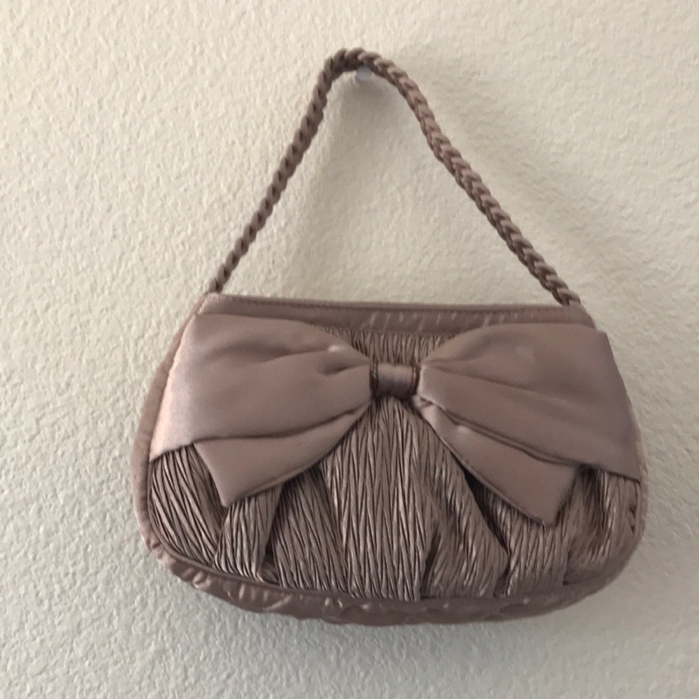 NaRaYa hand bag size 8.5” x 5.5” x 2.3”
